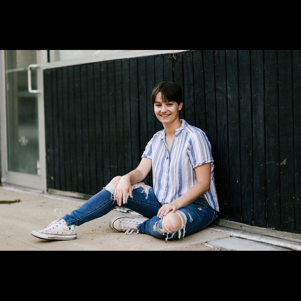 Meet your Posher, Eva